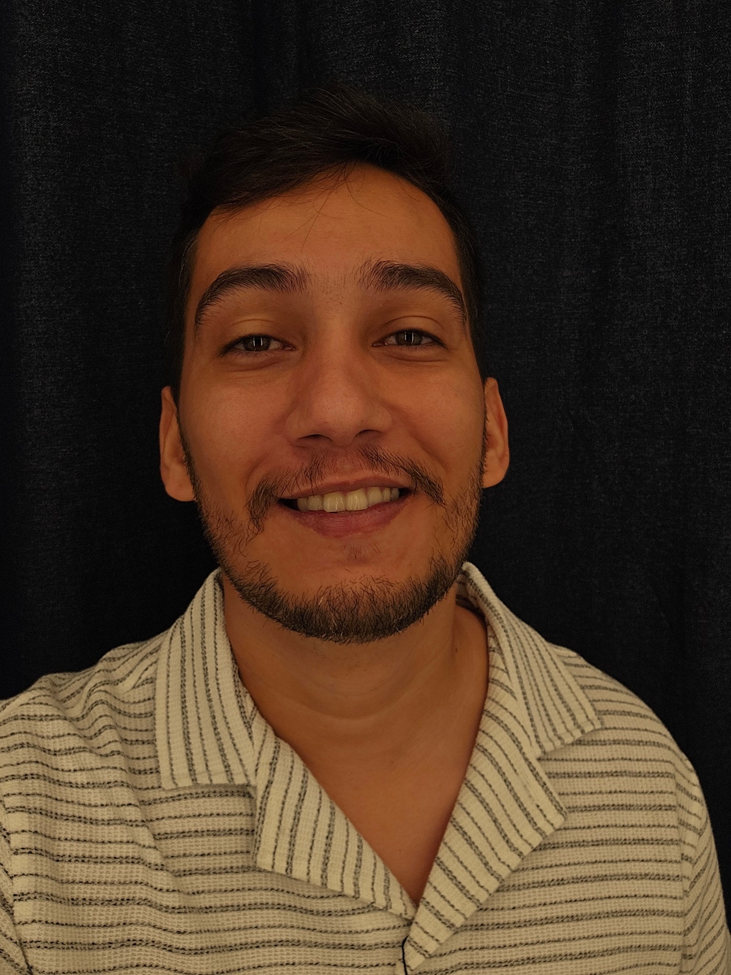 HenriqueLR - Desenvolvedor Fullstack & Automações com IA